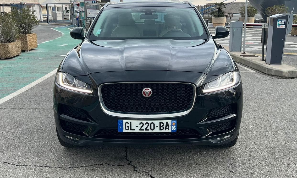 Jaguar F-PACE
