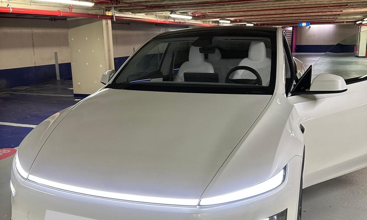 Tesla MODEL Y