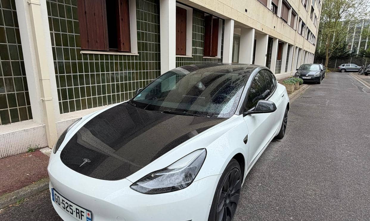 Tesla MODEL 3