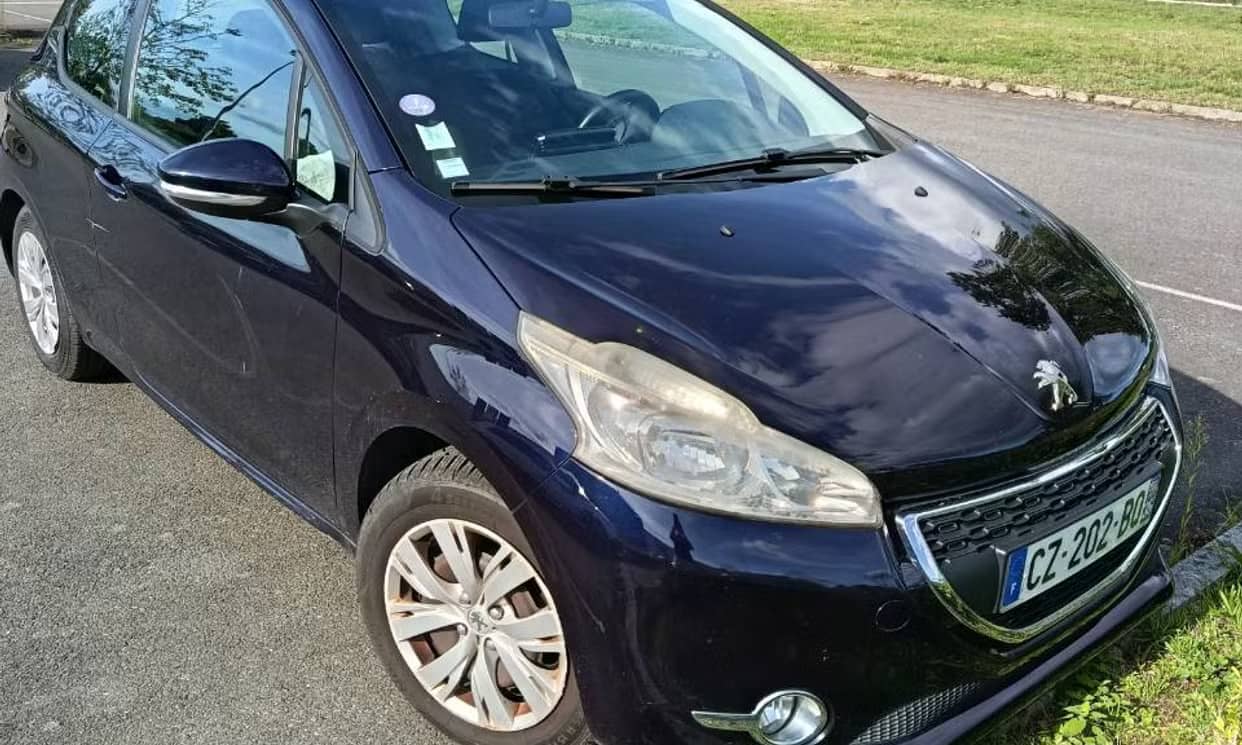Peugeot 208