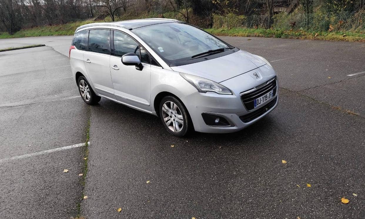 Peugeot 5008