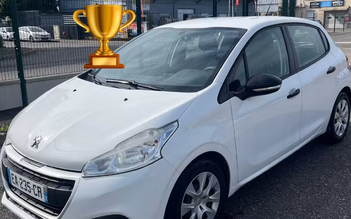 Peugeot 208