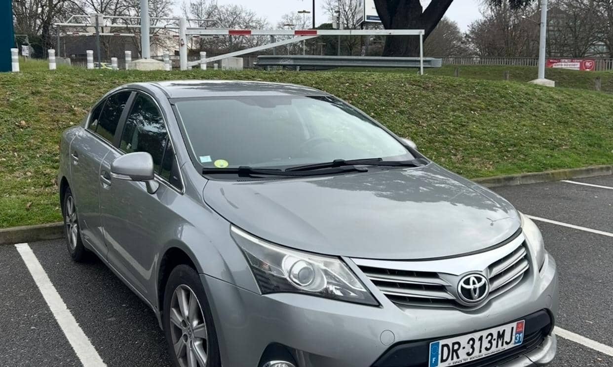 Toyota AVENSIS